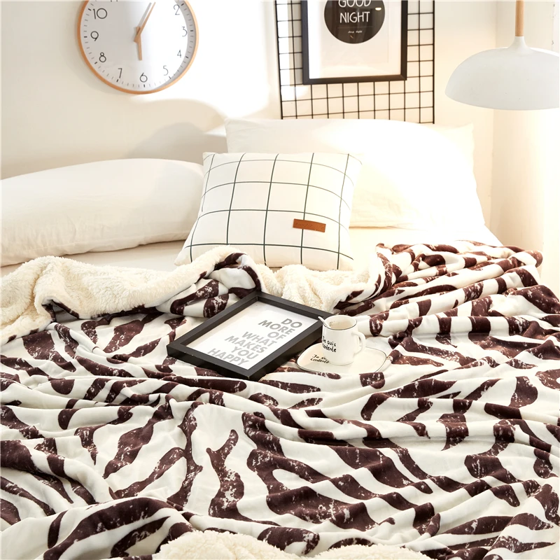 Zebra pattern blanket (7)