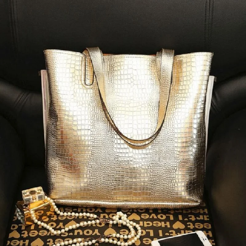 

New 2018 Crocodile bags fashion women gold bag vintage women leather handbags serpentina bags ladies bags snake bolsas feminina