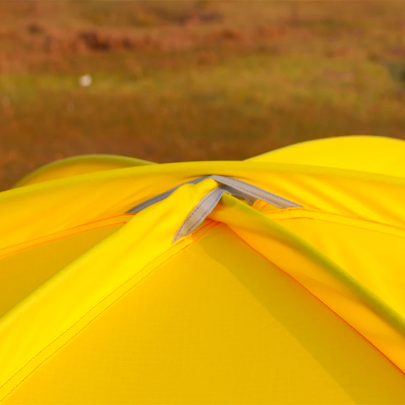 Алюминиевая палатка на 2 человек туристическая для альпинизма с защитой от ветра