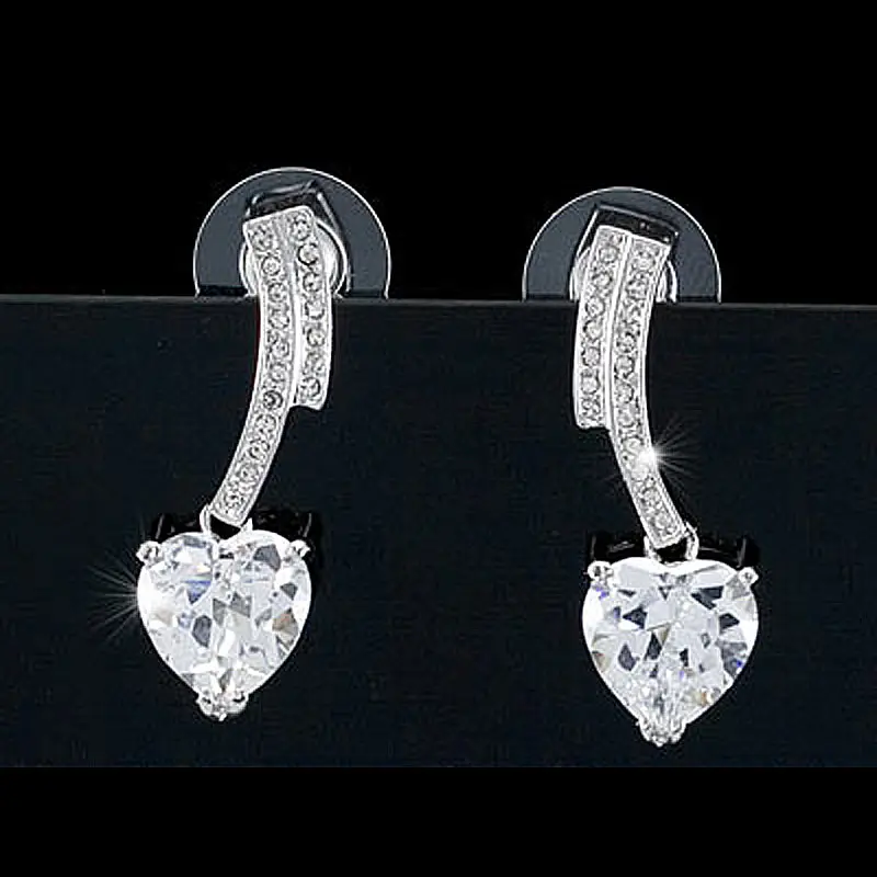 

Peacock Star 4 Carat Dangle Heart Cubic Zirconia CZ Earrings CSE260