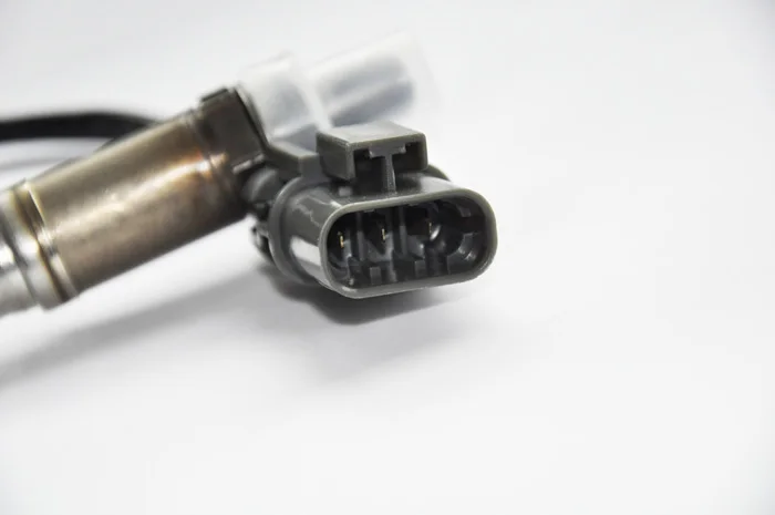 22690-4M500  (10)