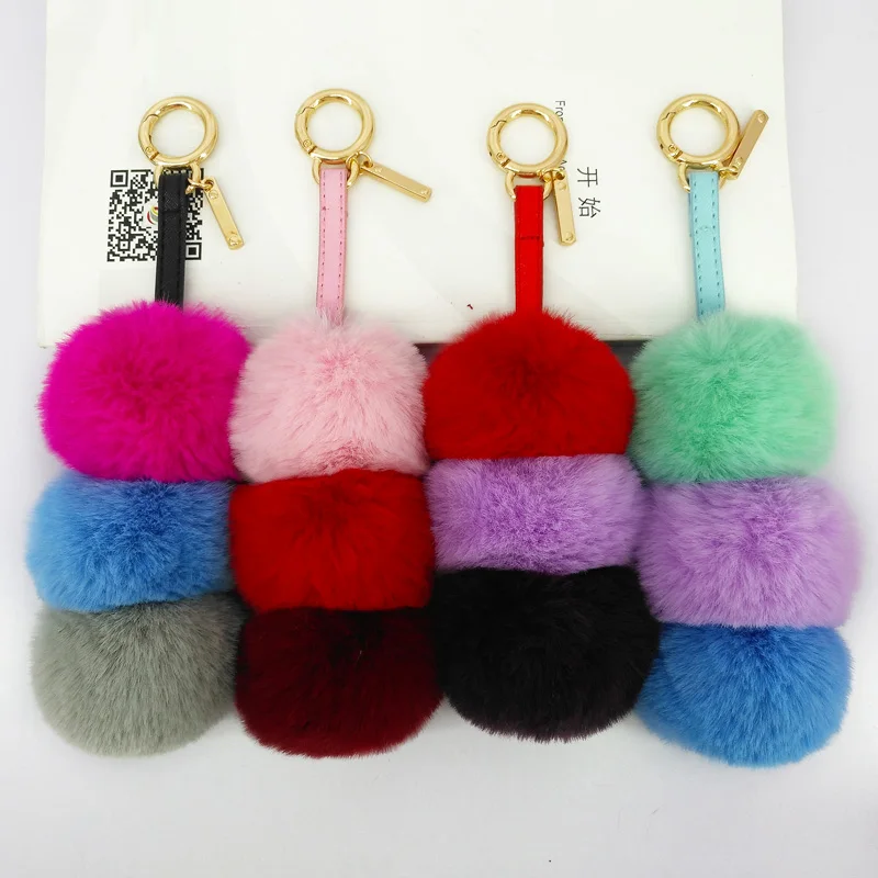 

Women Cute 3-layers Pompon Fur Balls Key Chains Fashion Colorful Puff Balls Keychains Soft Bag Pendants Decor for Friends Gifts