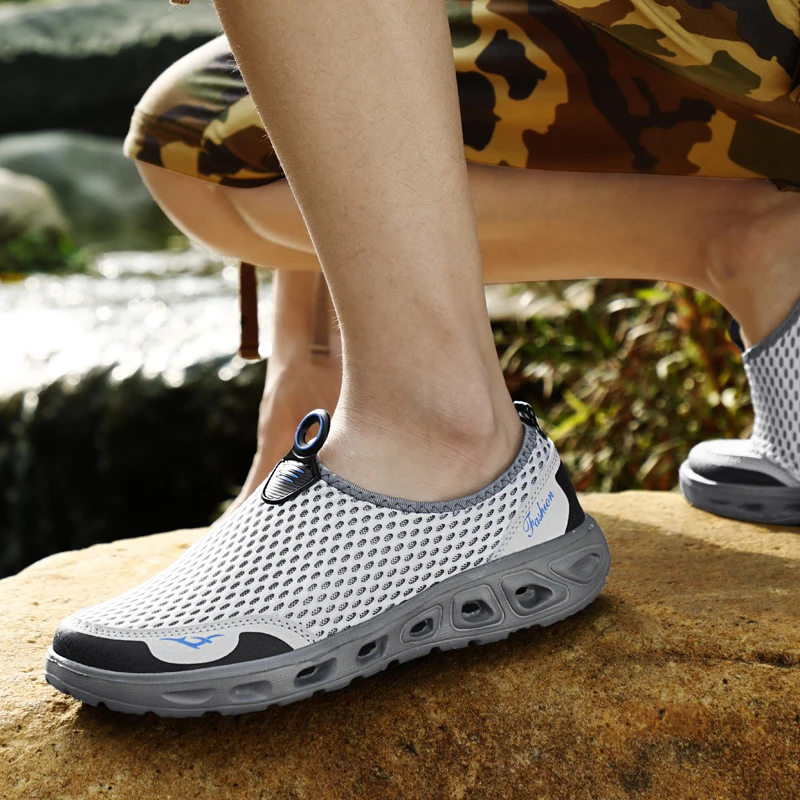 

Mens big size Aqua Shoes Outdoor Beach Water Shoes Upstream Creek Snorkeling Boots Neoprene Non-Slip Lightweight wlading shoes
