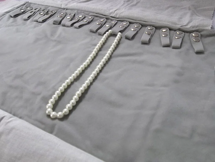 Серый+ черный бархатный жемчужный браслет, ожерелье цепь рулон для ювелирных украшений чехол для путешествий Органайзер рулон сумка для переноски держатель дисплея