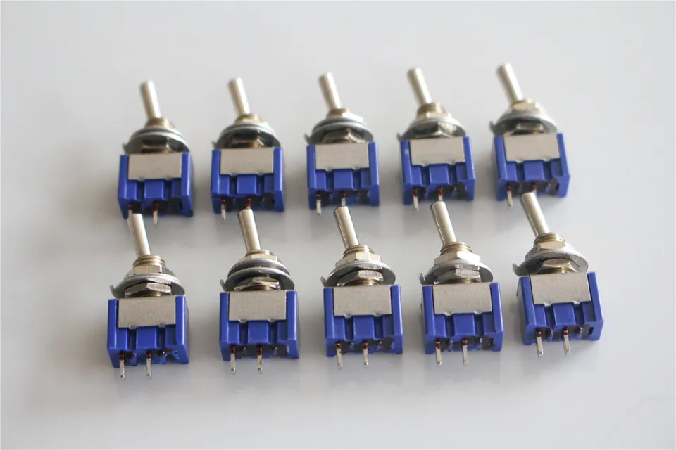 Produktbild von Heschen MTS-101 Mini-Kippschalter – SPST, 2-polig, 5A/120V, 2A/250V, Inkl. Wasserdichter Kappe, 5 Stück