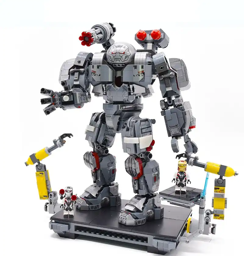 511pcs Attack On Avenger Tower Marvel Iron Man Thor Super