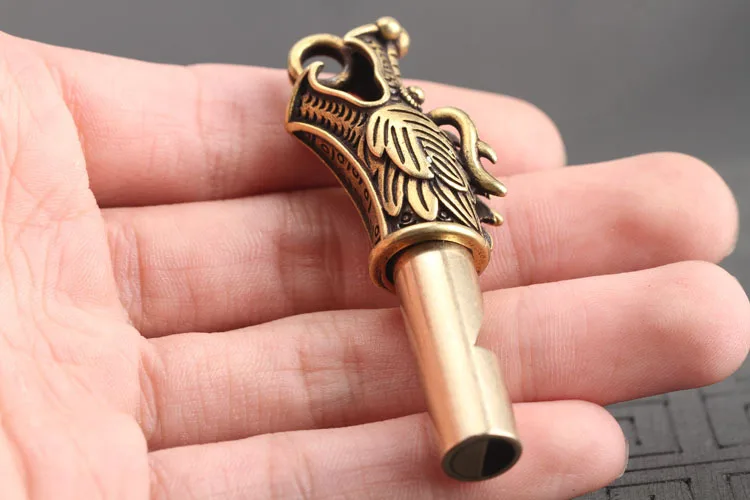 Copper Dragon/Skull Head Keychain Pendants Outdoor Referee Whistle Vintage Key Chains for Wild Survival Whistles Keyring Jewelry