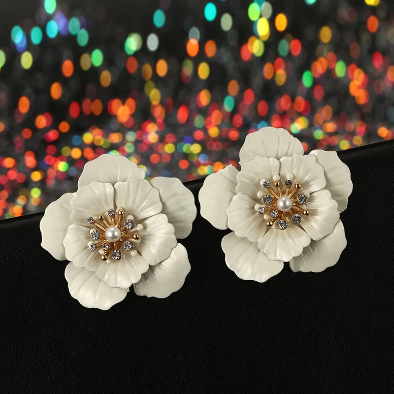 Большие J.W богемные белые цветочные очаровательные большие корейские сережки-Шпильки Модные массивные серьги для женщин бижутерия аксессуары