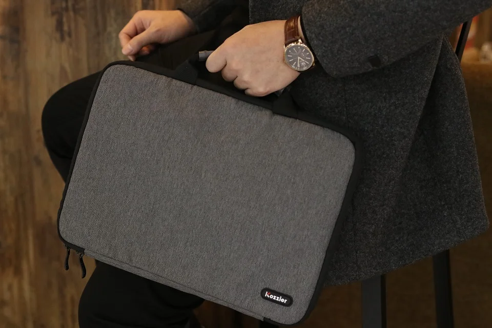 Spacious Bag for MacBook Laptops and Electronic Accessories