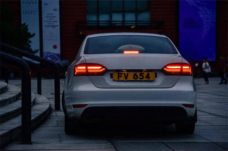 задние лампы джетта 6. задние лампочки джетта 6. лампочки фольксваген джетта 6. лампы фольксваген джетта 6. W219 лампы заднего хода.