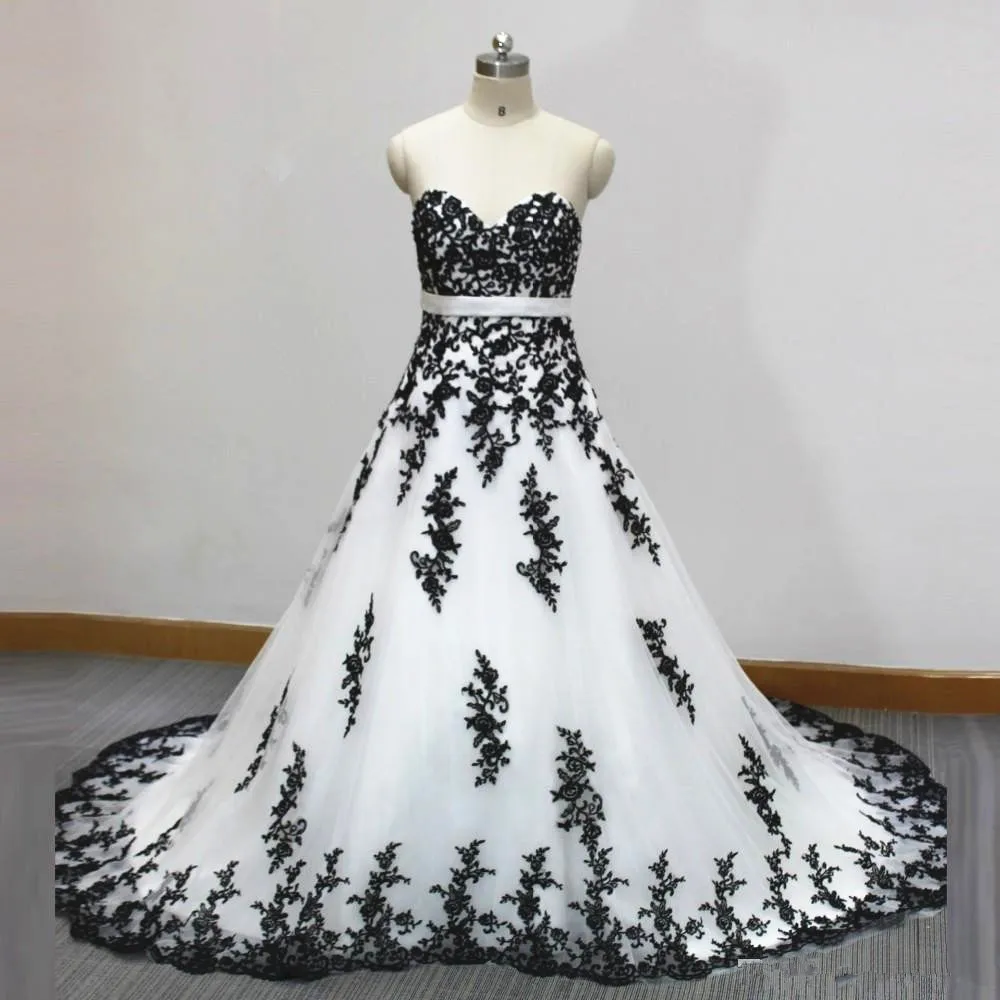 Vintage Style White and Black font b Wedding b font Dresses Sweetheart Handmade Appliques Lace A