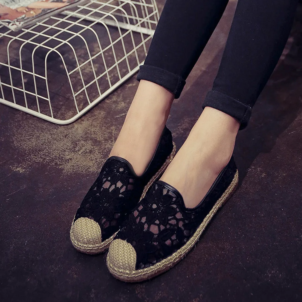 

Women's Flats Shoes Summer Hollow Breathable Flat Casual Shoes Hole Soft Bottom Leather Mother Pregnant Shoes sandalias mujer