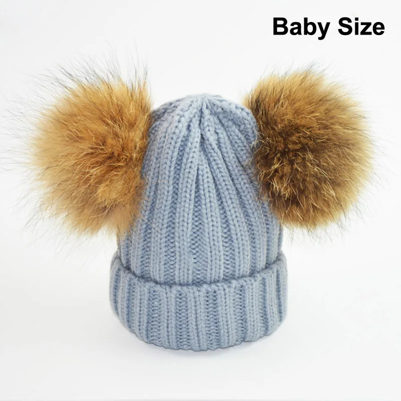 Для малышей Pom Hat Зимние теплые толстые двойной енота Мех животных шапочка с помпонами Skullies для обувь девочек и мальчиков 3 разме - Цвет: gray