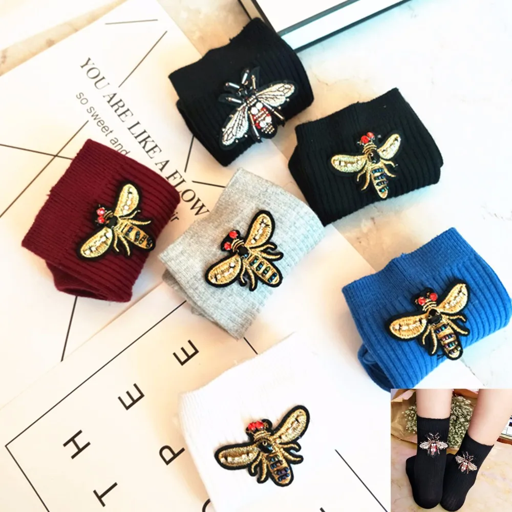 1 Pair New Design Bee Queen King Laides Socks Women Autumn Winter Cute Bee Cartoon Casual Socks Female Fashion Cotton Funny Sock