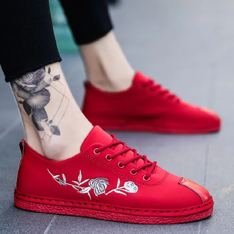

MoBeiNi Spring and Autumn 2018 new red Leisure running men's shoes canvas solid sewing Fabric Lace-Up Fits true to size