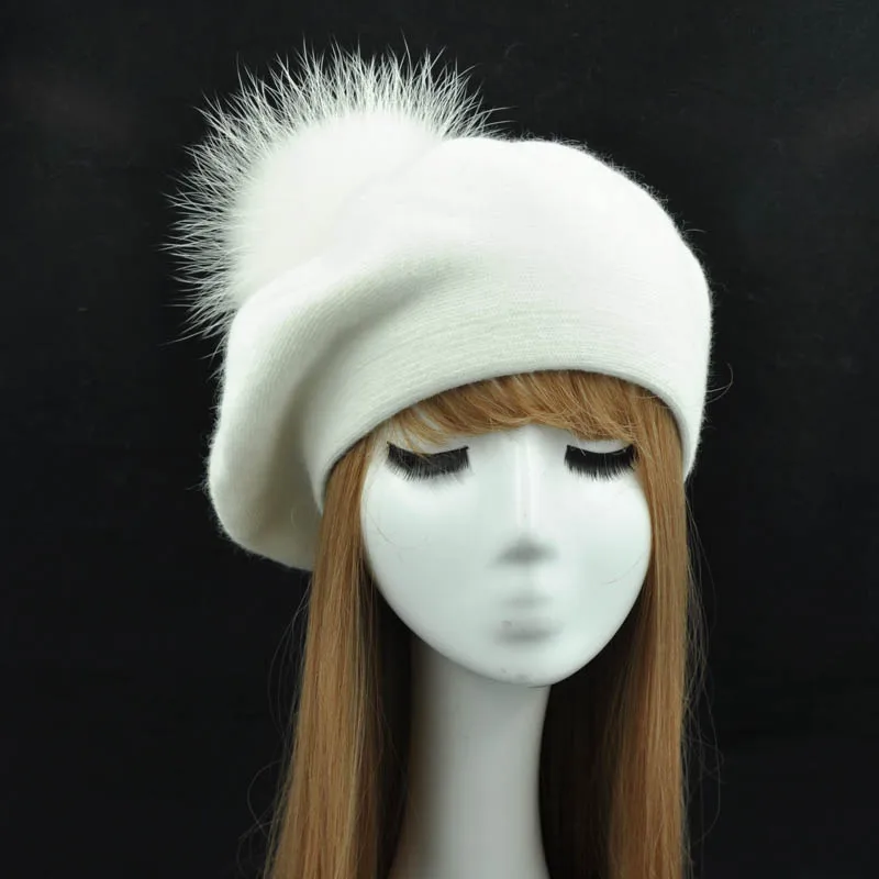 Beste Herfst Winter Baretten Hoed Vrouwen Casual Gebreide Wollen Baret met Echte Wasbeer Bont Pom Pom Dames Angola Kasjmier Baret Hoed vrouwelijke
