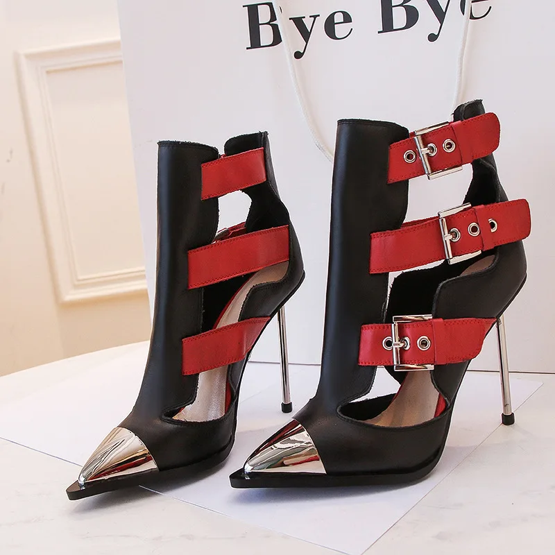

2019 summer new pointed high-heeled metal decorative belt buckle hollow simple white female sandals