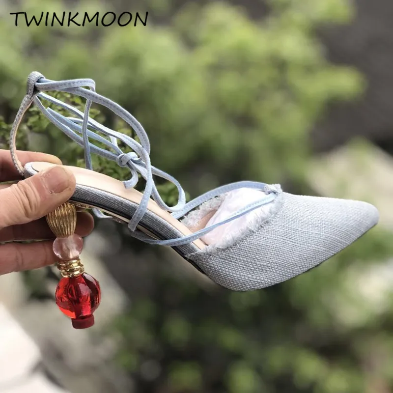 Women sandal02