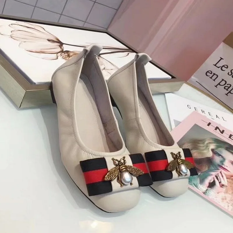 

Spring Fashion Casual Comfort Top Leather Bee European And American Trend Flat Women's Shoes Single Shoes Beautiful And Generous