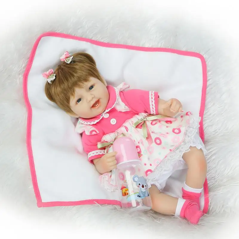 17 дюймов Реалистичного Reborn Lovely Baby Doll смеяться мягкие Реалистичная возрождается игры игрушки для детей рождественские подарки bonecas