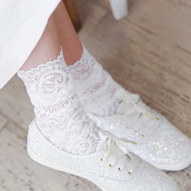 

Japan Transparent Lace Short Art Socks Women Creative Funny Hollow Out Socks Female Floral Embroidered Patterned Socks For Fairy