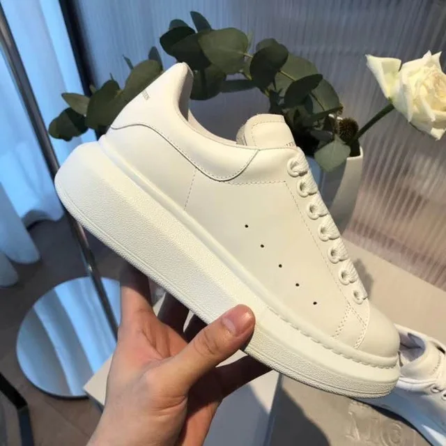 De 17 Personnalité Designer 5 Marque Nouvelles Zapatos 3 9 10 15 7 Mode 6 19 En 1 18 Chaussures 8 Femmes 2 16 11 Luxe Femme 12 Haute Pour 4 2018 Qualité 14 Sauvage Mujer 13 Cuir BCdorxWe