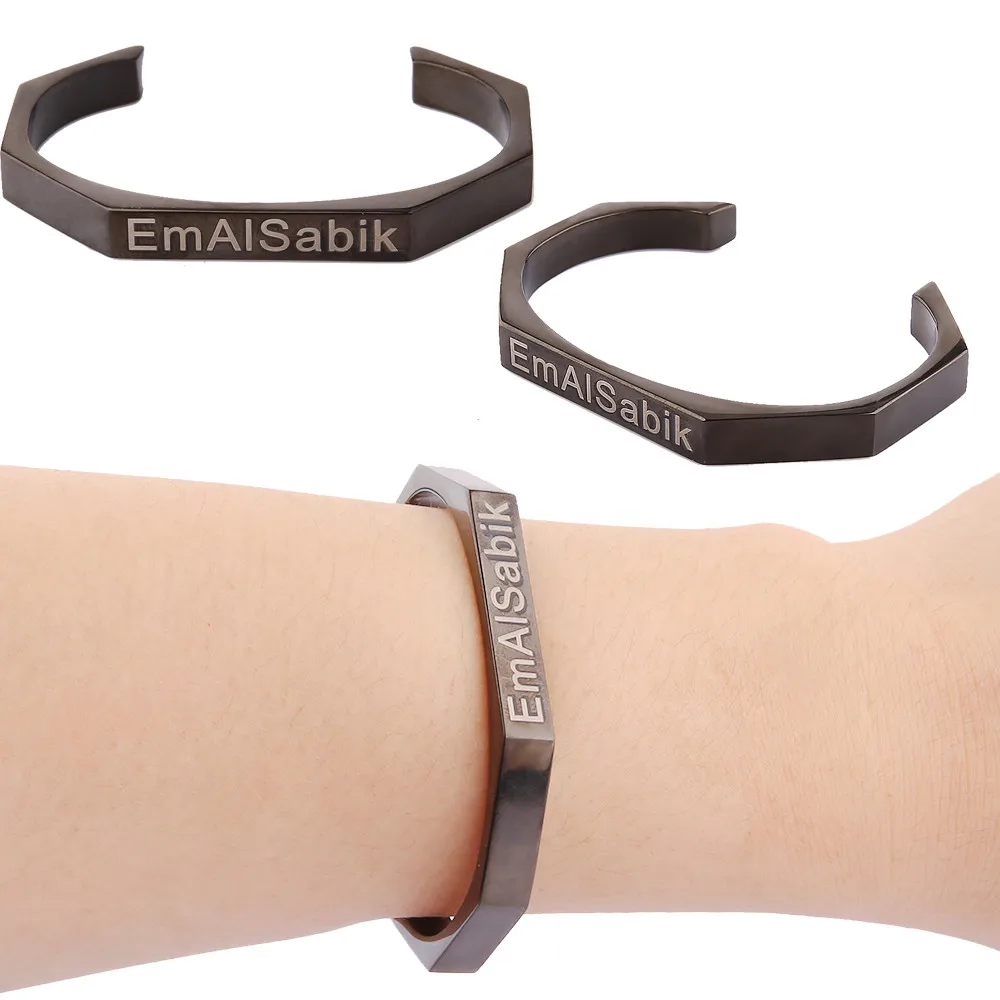 ENGRAVED NAMER BANGLE