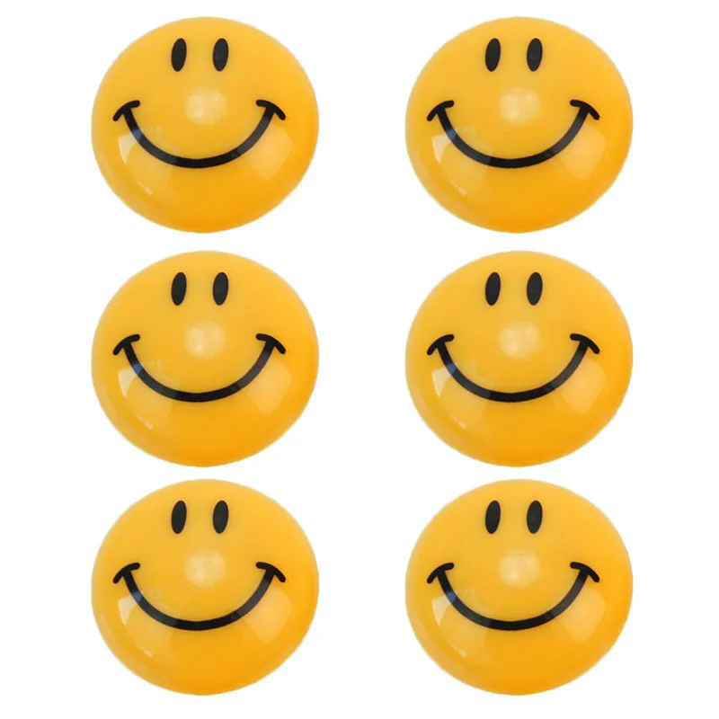 6 улыбок. с днём улыбки картинки. ответы на игру brain out. рисунок смайлика улыбка. игра найди 6 улыбок.