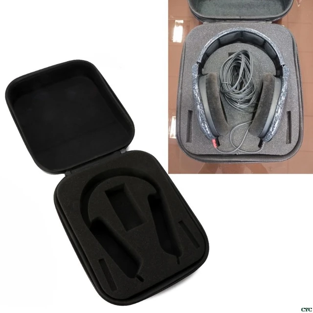 Medium size headphone case with cutted foam 3