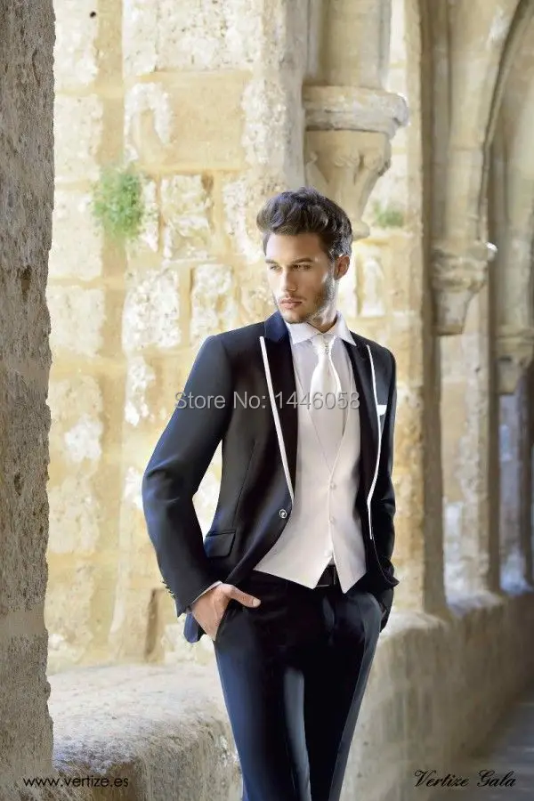 Us 680 20 Offnew Fashion Groom Tuxedos Peak Lapel Best Man Suits Groomsmen Men Wedding Suits Costume Mariage Homme Jacketpantsvesttie In