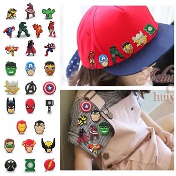 

100pcs Marvel Avengers PVC Cartoon Figure Icon Brooch Button Badge Batman Superman Pins Button Badges Backpack Clothes Hat Decor