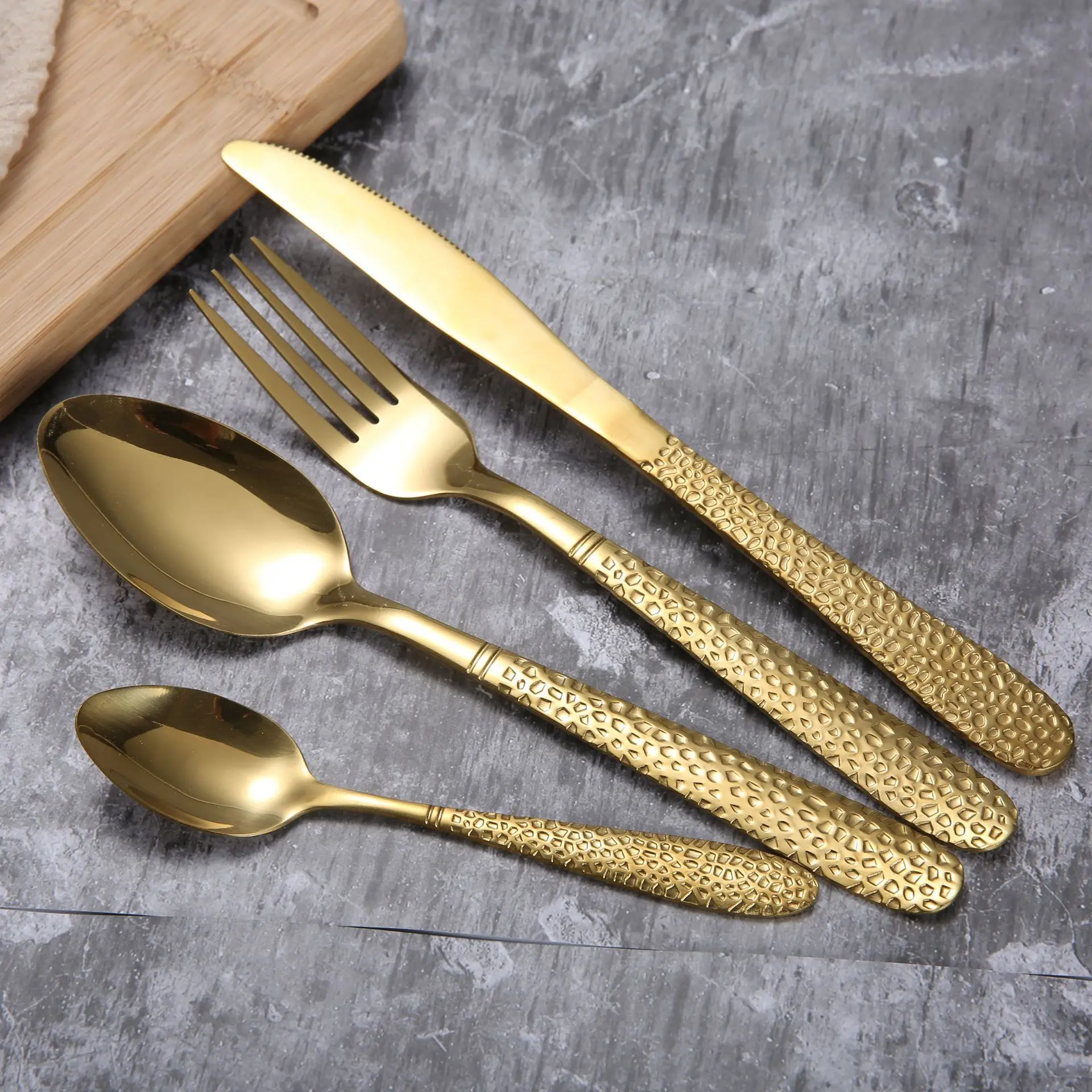 Golden Luxury Stainless Steel  Set Dinnerware Set Knife Forks .