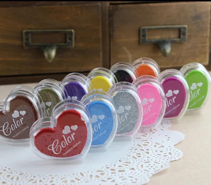

12 Colors Cute Inkpad Craft Oil Based DIY Ink Pads for Rubber Stamps Fabric Scrapbook Wedding Decor Ink Pad for Fingerprints