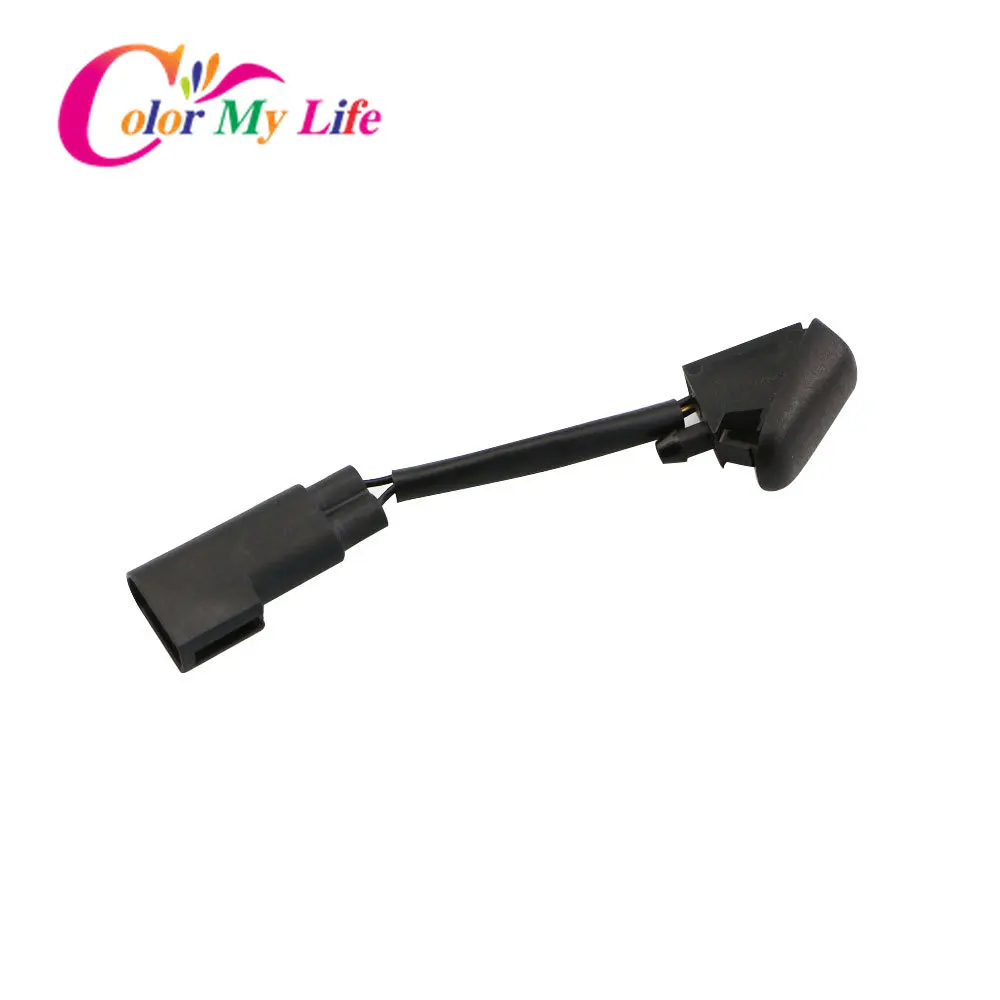 

1Pc Car Shaped Water Spray Head Refires Special Wiper Spray Jet Washer Fit for Ford Focus 2 3 4 MK2 MK3 MK4 Hatchback Sedan