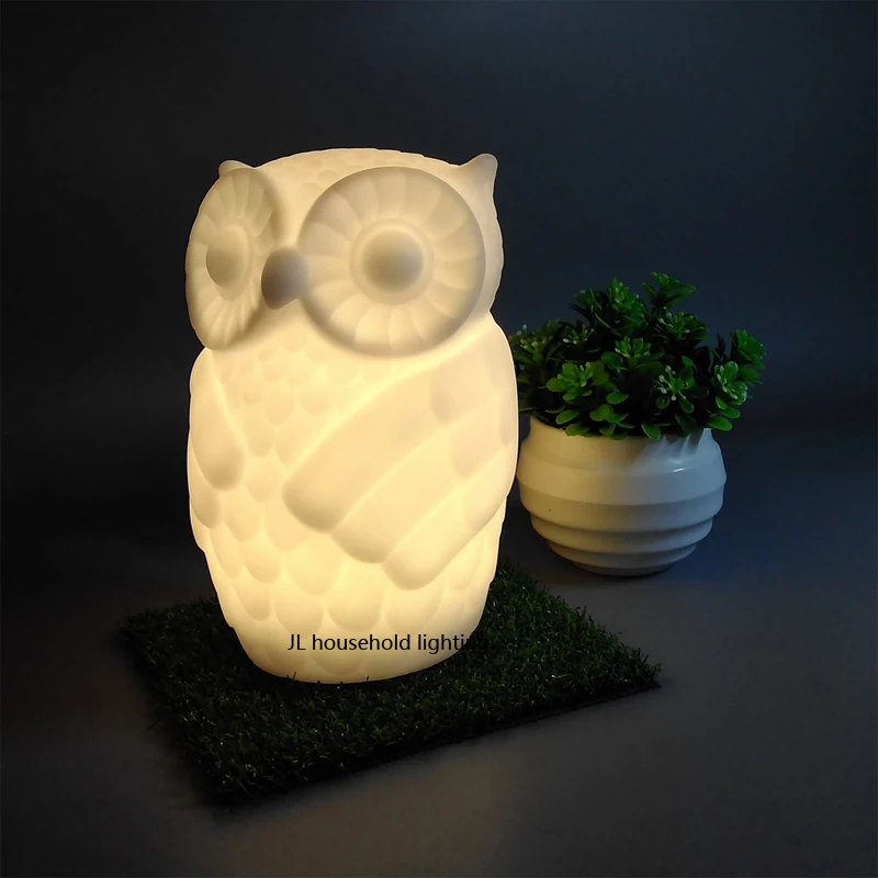 Serenity Owl Night Light lamp with Timer Warm White Battery Powered