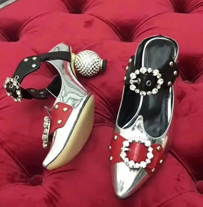 Модные женские туфли-лодочки; туфли-лодочки с острым носком на высоком каблуке; туфли-лодочки с золотыми кристаллами; Роскошные элегантные вечерние туфли-лодочки для знаменитостей - Цвет: Серебристый