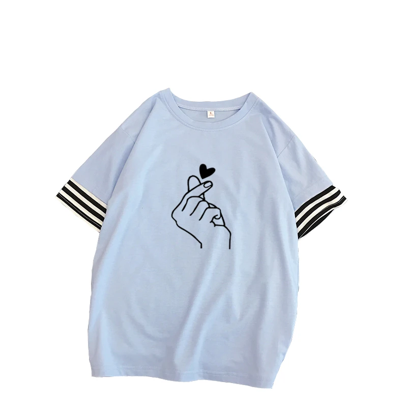 

Kpop T Shirt Women Gesture Love Graphic Tees Women Tshirt Finger Heart Printed Cotton Summer Top Femme Korean Camisetas Mujer