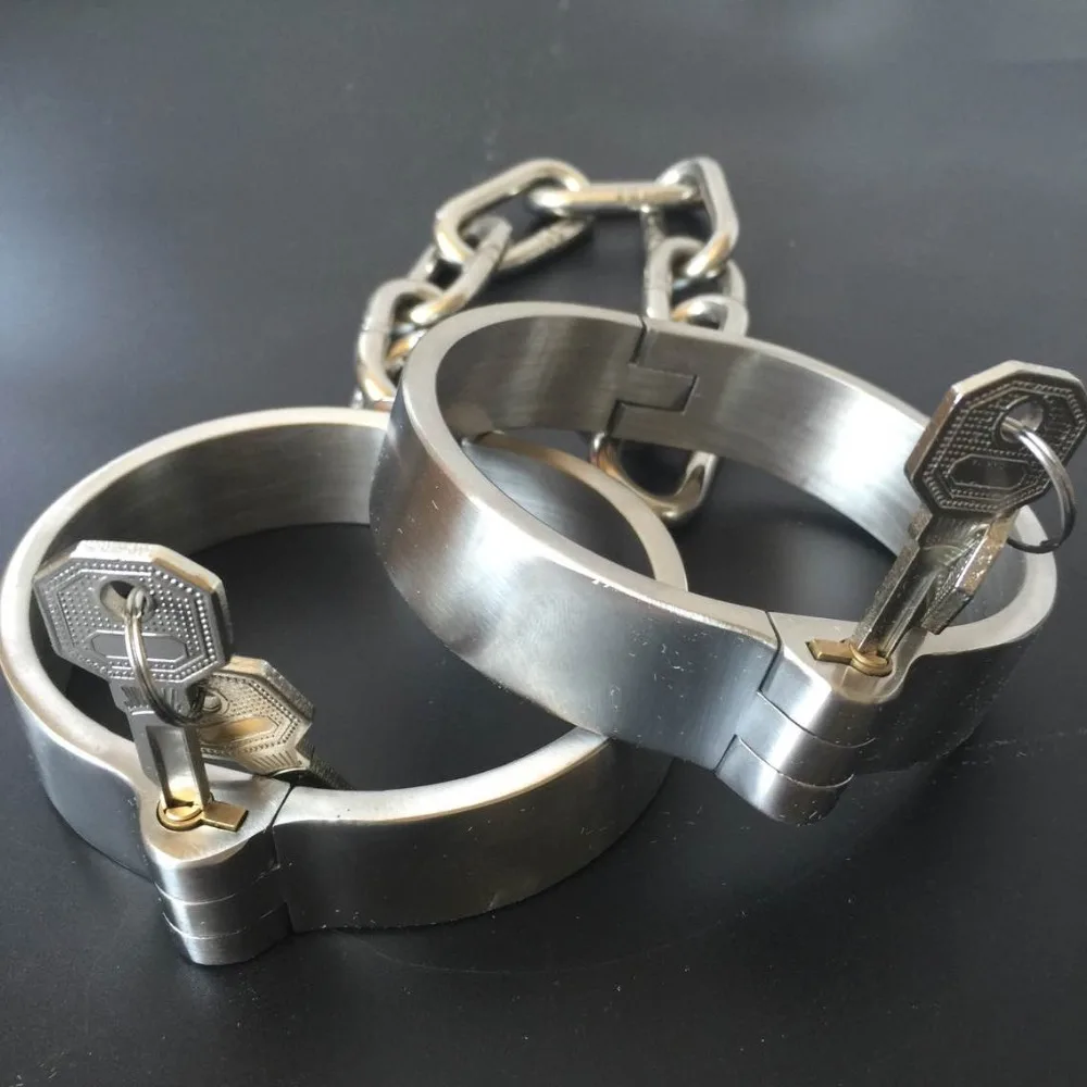 legcuffs (2)