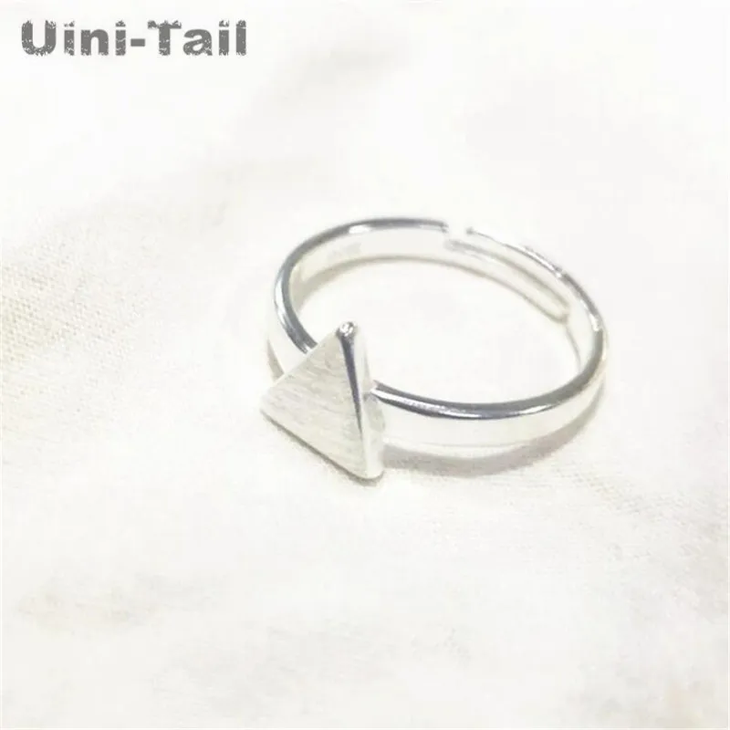

Uini-Tail 2019 new 925 sterling silver fashion personality brushed triangle ring sweet simple fashion geometric jewelry ED362