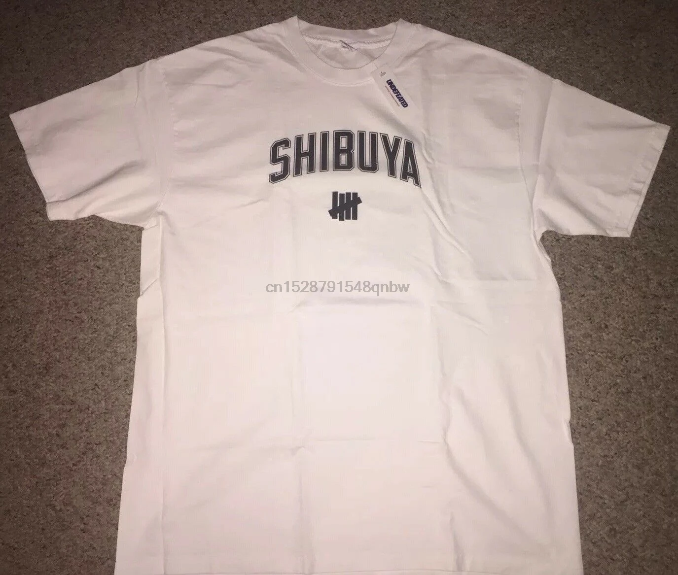 Непобежденная японская эксклюзивная футболка Shibuya белая размер очень