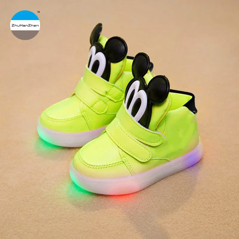 

2018 LED 1 to 5 years old kids light shoes baby boys and girls casual sports shoes fashion children's boots glowing sneaker