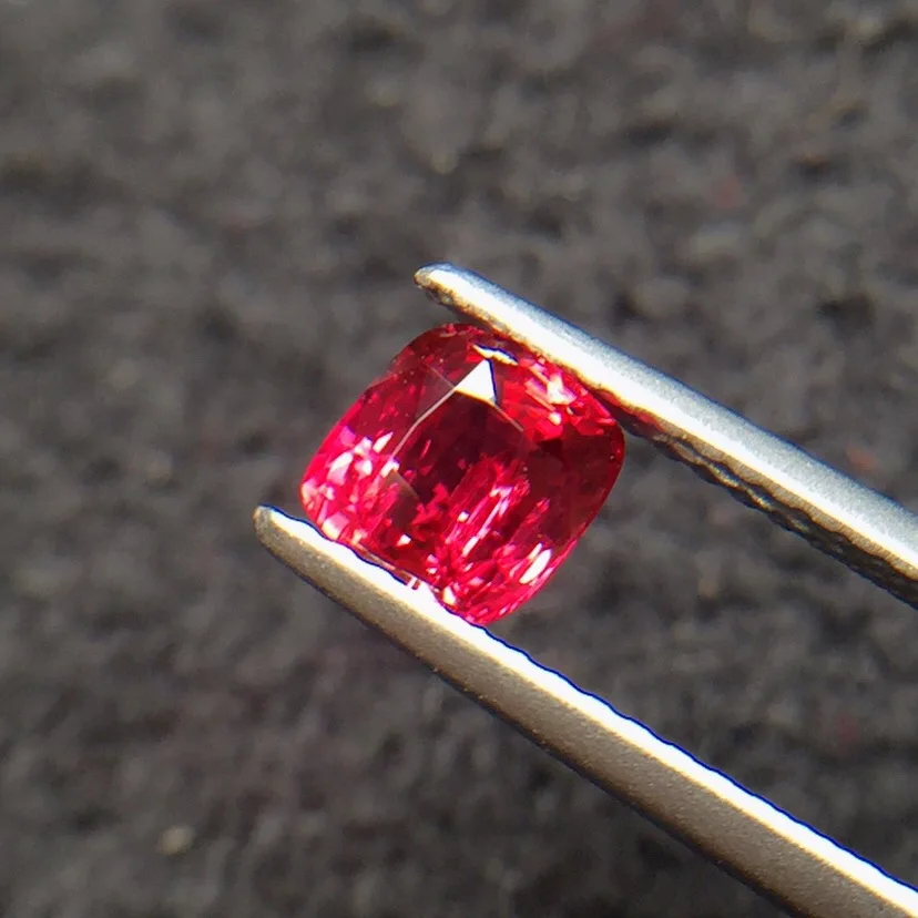 

GIC Certificated 1.06ct Unheat Square Cut Faceted Natural Pigeon Blood Red Ruby Gems Loose Gemstones Rubi Loose Stones