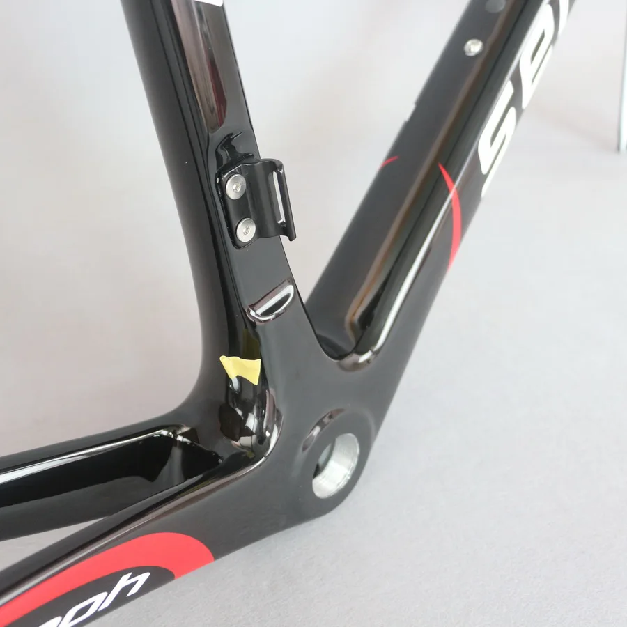 Flash Deal Hight modulus toray t1000 carbon fiber black fox BSA normal brakes all internal cable road bike frame FM066 7