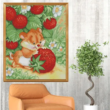 

Needlework,DIY Cross stitch,Set For Embroidery kit,Lovely mouse rat picking strawberry animal pattern cross-stitch painting gift