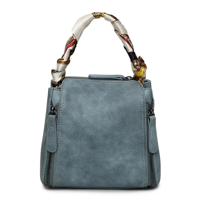 

2018 new European and American fashion silk scarf handbag fashion shoulder Messenger bag retro bucket bag female