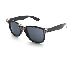 Солнцезащитные очки с изображениями стиле Хэллоуина Для женщин череп черного цвета в стиле панк с квадратными стразами солнцезащитные