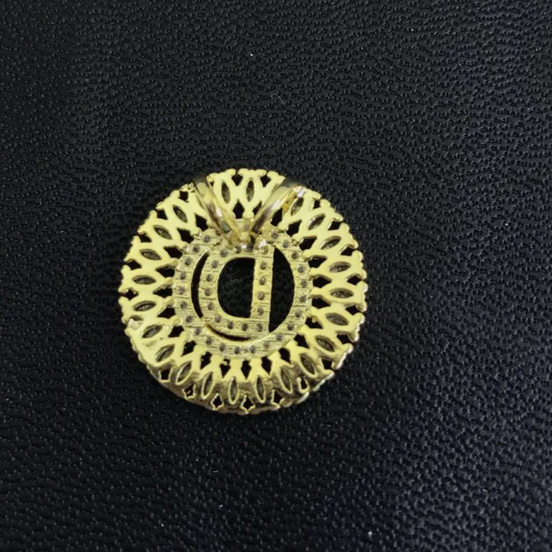 D letter necklace-1 (5)