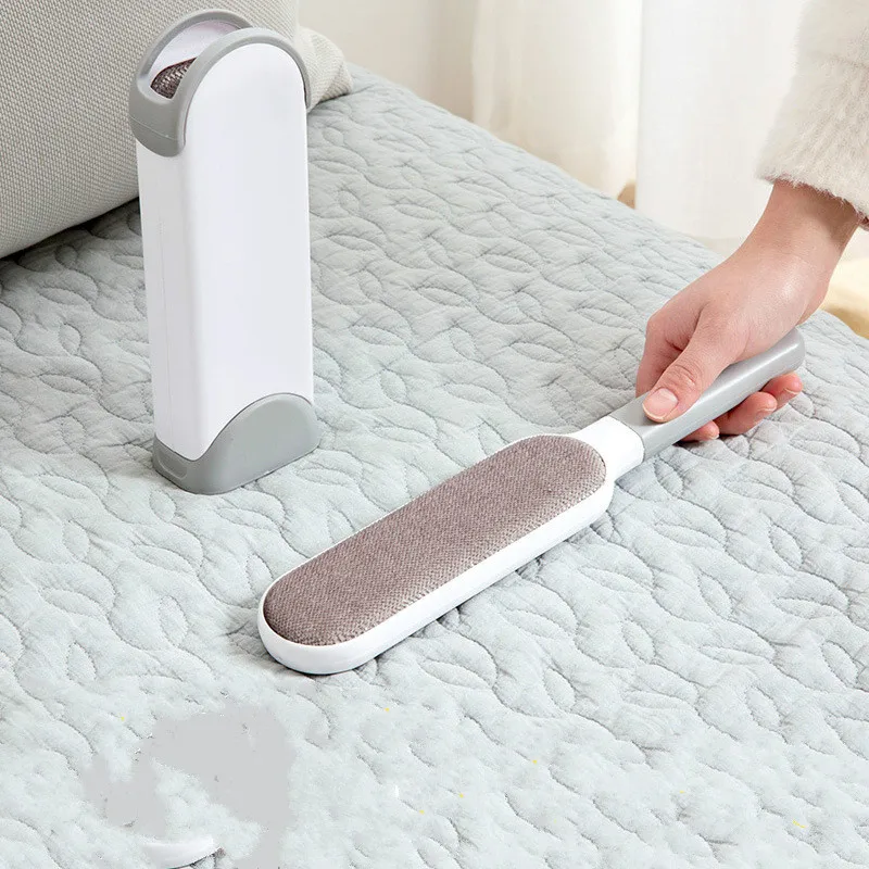 

1pcs Clothes Pet Hair Remover Anti-static Brush Magic Fur Cleaning Brushes Tool Reusable Dust Brush Sticking Roller Manual