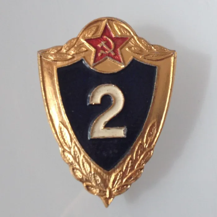 

Russia USSR Badge Lapel Pins Medal Vintage Antique Classics Retro metal Souvenir collection the Soviet Union Soldier two level