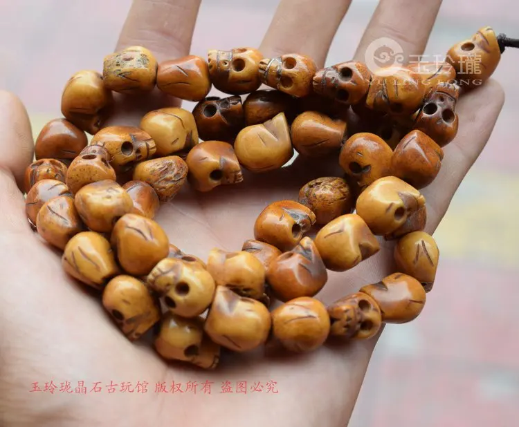 

Old Yak Bone Skull Bone String Bracelet hand bones 54